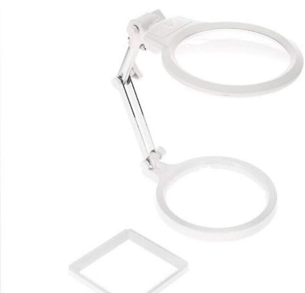 lupa con 2 aumentos y luz led cod3b1a